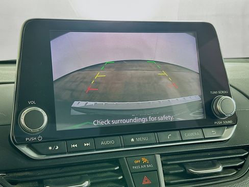 Used 2022 Nissan Altima 2.5 SV image 22