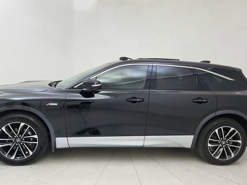 Used 2024 Acura ZDX A-Spec image 3