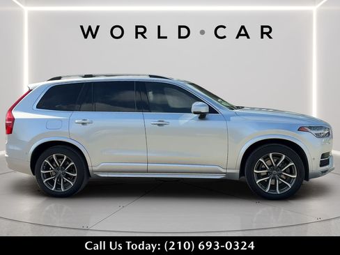 Used 2017 Volvo XC90 T6 Momentum w/ Vision Package AWD/4WD image 2