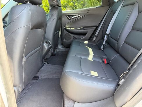 Used 2022 Chevrolet Malibu LT w/ Leather Package FWD image 33