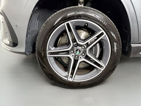 Used 2025 Mercedes-Benz GLS 450 4MATIC w/ AMG Line Exterior image 34