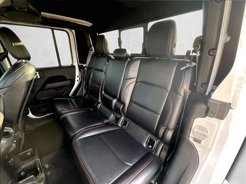Used 2021 Jeep Gladiator Rubicon image 25
