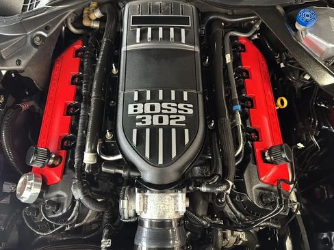 Used 2015 Ford Mustang GT Premium w/ GT Performance Package RWD image 44