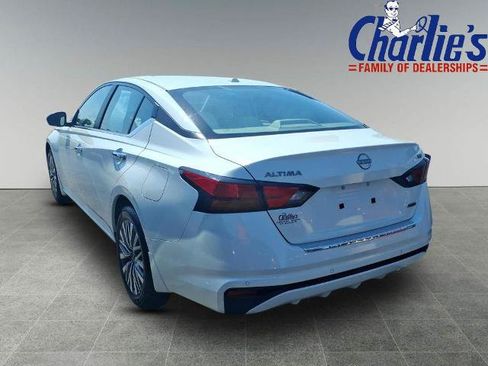 Certified 2023 Nissan Altima 2.5 SV AWD/4WD image 5
