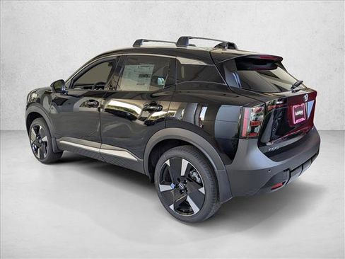 New 2026 Nissan Kicks SR FWD image 8