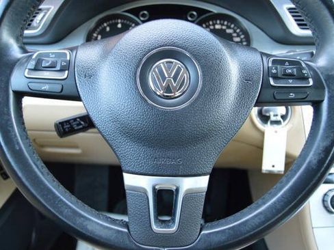 Used 2013 Volkswagen CC Sport FWD image 18
