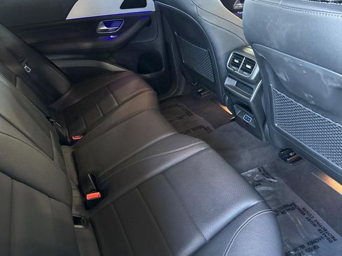 Used 2024 Mercedes-Benz GLE 450e 4MATIC image 30