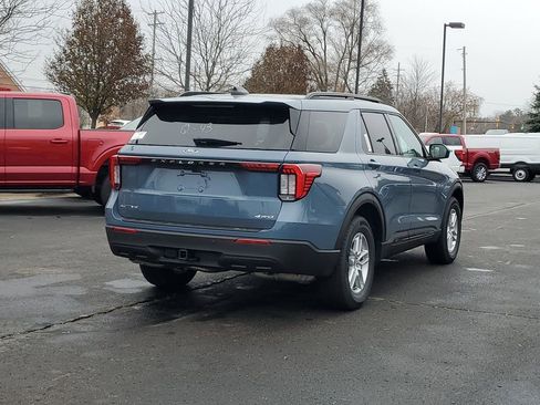 New 2026 Ford Explorer Active image 4