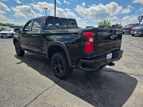 Used 2022 Chevrolet Silverado 1500 LT Trail Boss w/ LT Trail Boss Premium Package AWD/4WD image 5