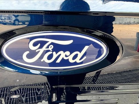 Used 2024 Ford F150 Lariat w/ FX4 Off-Road Package AWD/4WD image 31