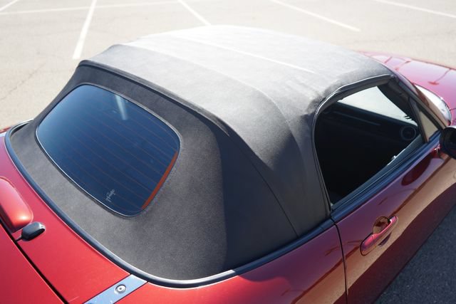 Used 2006 MAZDA MX-5 Miata Sport w/ Appearance Pkg RWD image 40