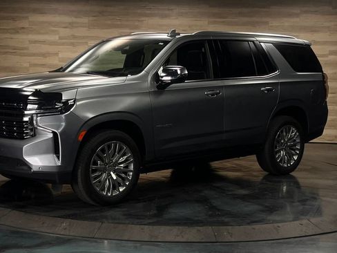 Used 2023 Chevrolet Tahoe Premier w/ Premium Package AWD/4WD image 8