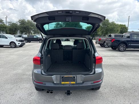 Used 2016 Volkswagen Tiguan SEL AWD/4WD image 29