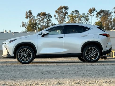 Certified 2025 Lexus NX 350 AWD w/ Accessory Package (2T) image 4