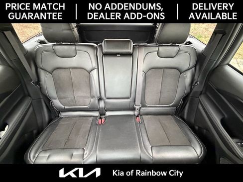 Used 2023 Jeep Grand Cherokee Altitude image 15