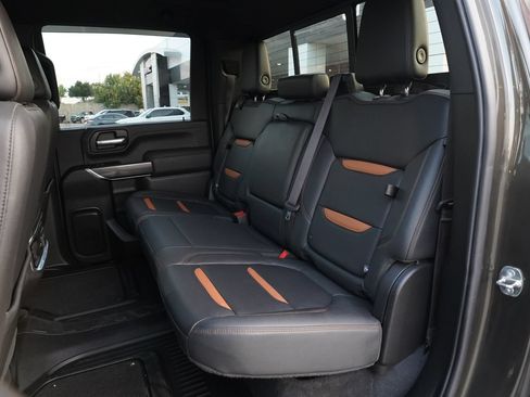 Used 2023 GMC Sierra 3500 AT4 w/ AT4 Preferred Package AWD/4WD image 20