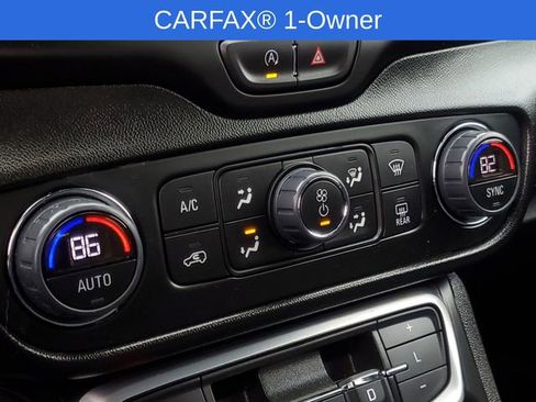 Certified 2024 GMC Terrain SLE w/ Driver Convenience Package image 24