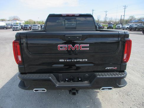 New 2026 GMC Sierra 1500 AT4 w/ AT4 Premium Package AWD/4WD image 5