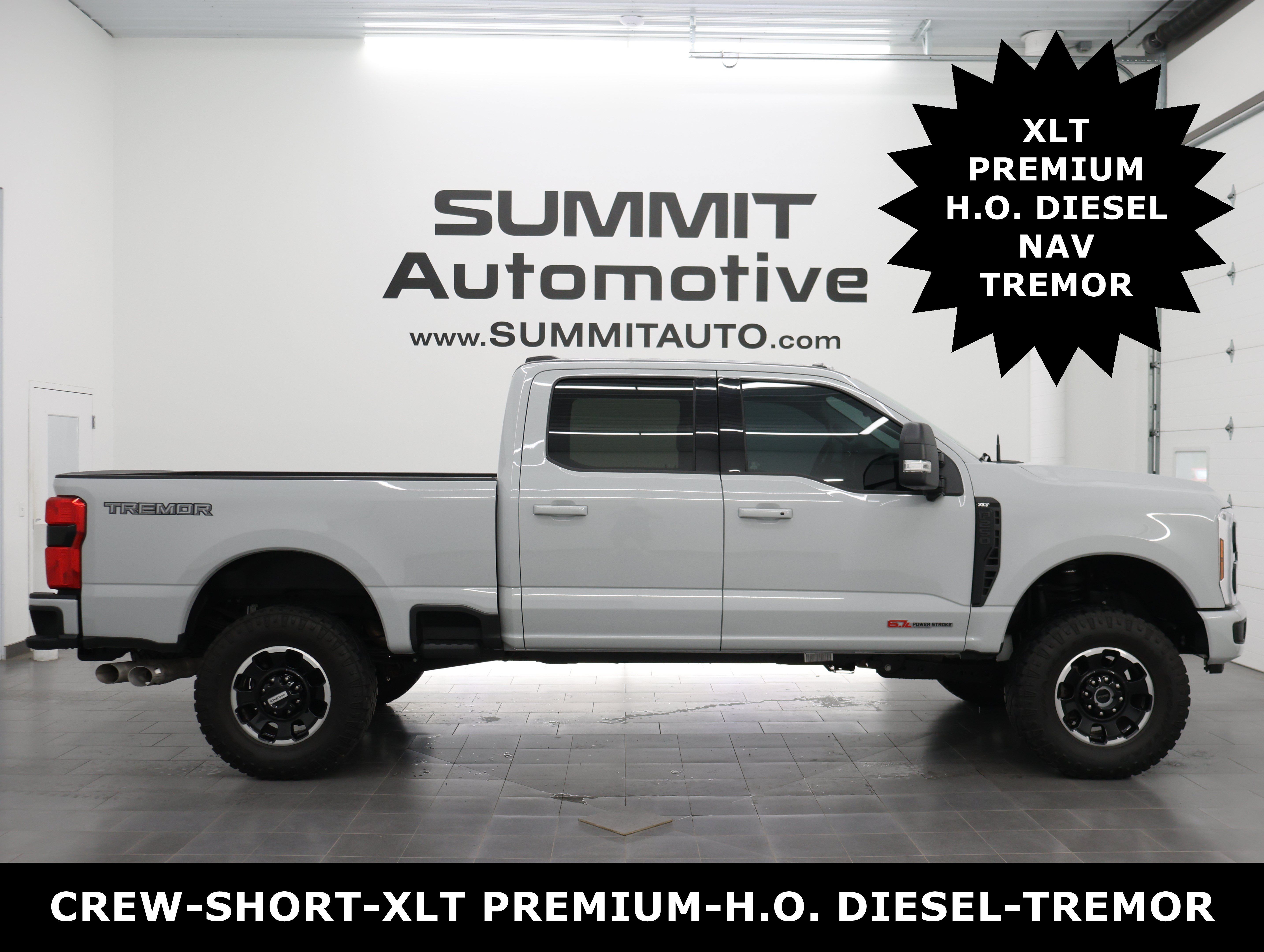 Used 2025 Ford F250 XLT w/ Black Appearance Package AWD/4WD 360° Tour