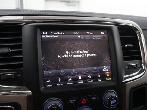 Used 2018 RAM 1500 Laramie w/ Convenience Group AWD/4WD image 60