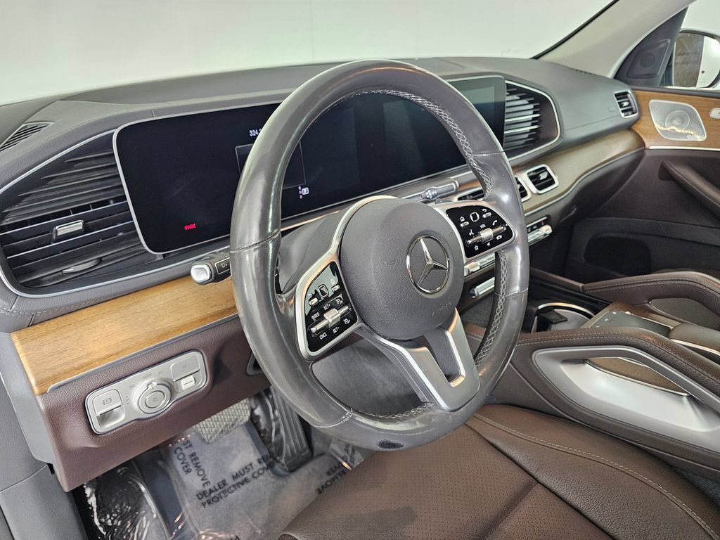 Used 2020 Mercedes-Benz GLS 450 4MATIC image 26