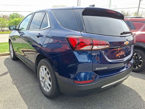 Used 2022 Chevrolet Equinox LT image 4
