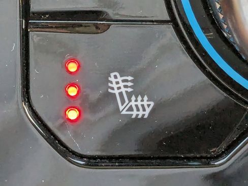 Used 2024 GMC Sierra 1500 AT4 w/ Technology Package image 27