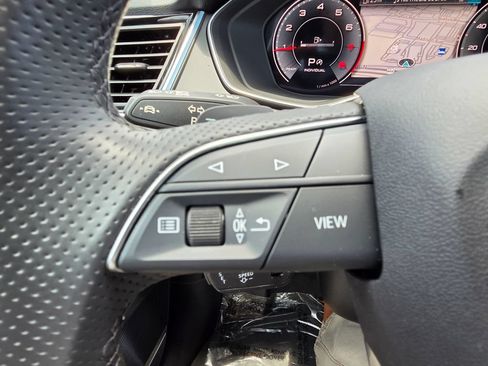 Used 2025 Audi Q5 2.0T Premium Plus w/ Premium Plus Package AWD/4WD image 35