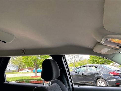 Used 2018 Dodge Durango SXT w/ 3rd Row Seating Group RWD image 25