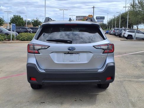 Certified 2025 Subaru Outback Premium image 22