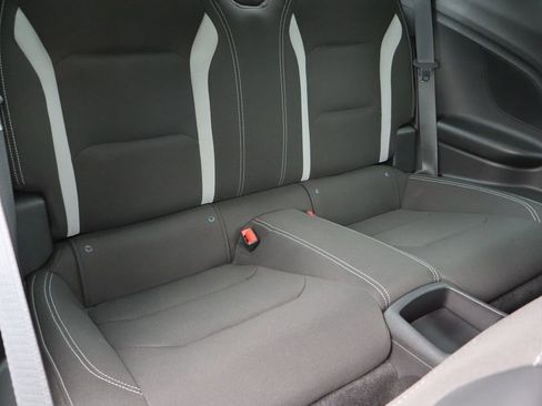 Used 2020 Chevrolet Camaro SS RWD image 17