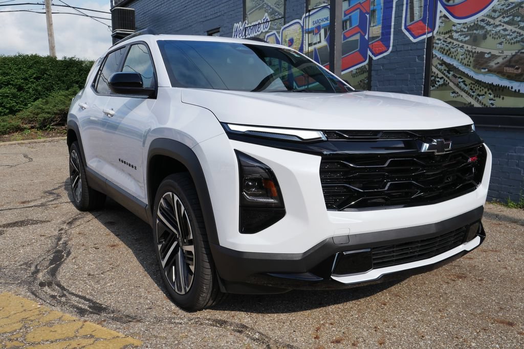 New 2026 Chevrolet Equinox RS w/ Convenience Package III AWD/4WD image 32