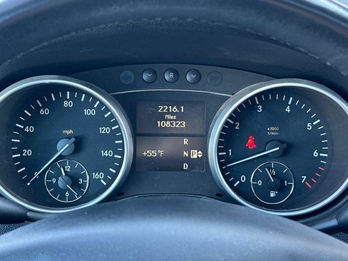 Used 2010 Mercedes-Benz ML 350 4MATIC image 24