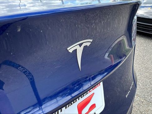 Used 2023 Tesla Model Y Long Range AWD/4WD image 24