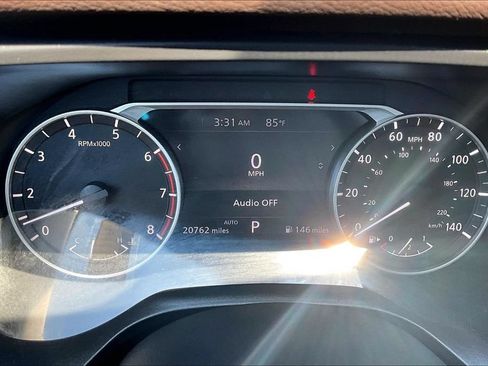 Used 2023 Nissan Rogue SV AWD/4WD image 18
