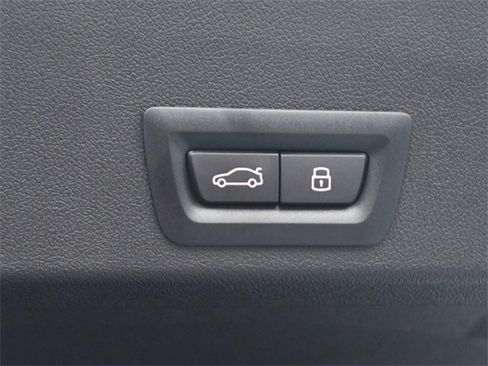 New 2026 BMW XM Label Red w/ M Driver's Package image 29