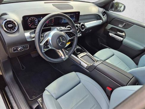 Used 2026 Mercedes-Benz GLB 250 image 8