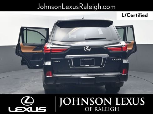 Used 2021 Lexus LX 570 4WD w/ Luxury Package image 36