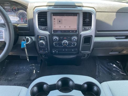 Used 2022 RAM 1500 Classic SLT w/ Electronics Group AWD/4WD image 11