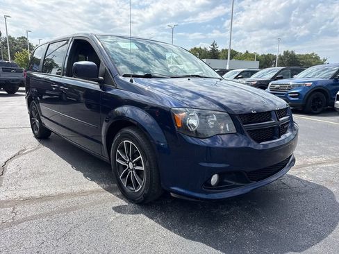 Used 2017 Dodge Grand Caravan GT FWD image 4