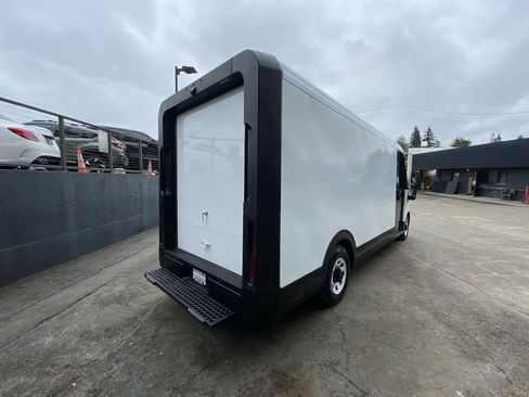 Used 2023 Chevrolet Brightdrop 600 w/ Active Safety Package 2 AWD/4WD image 6