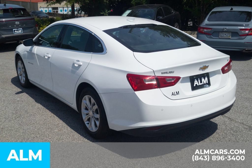 Used 2024 Chevrolet Malibu LT FWD image 9