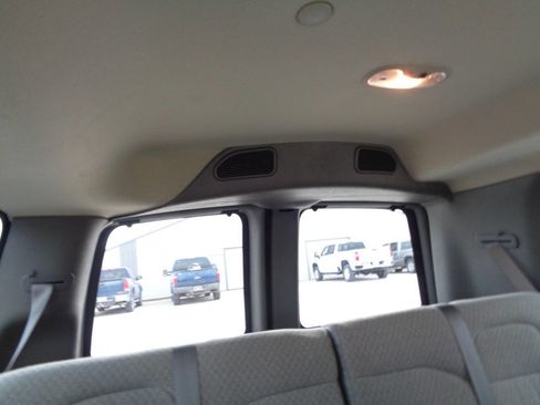 Used 2017 Chevrolet Express 2500 LS image 67