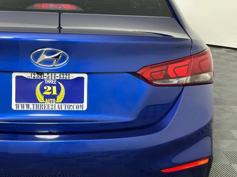 Used 2019 Hyundai Accent SE image 11