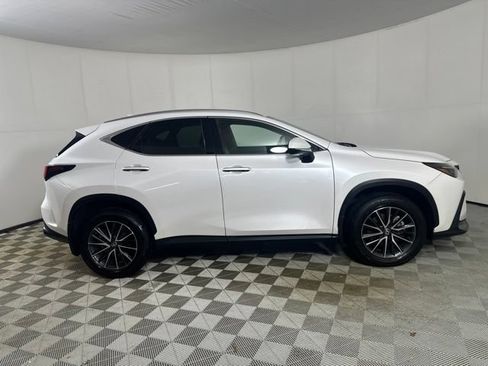 Used 2024 Lexus NX 350 AWD image 11