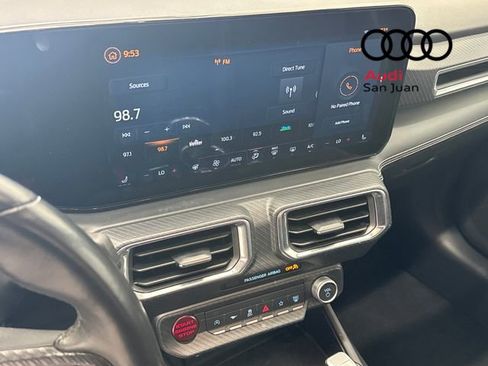 Used 2025 Ford Mustang Premium image 21