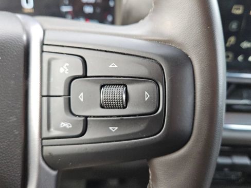Used 2025 GMC Sierra 1500 SLT AWD/4WD image 22