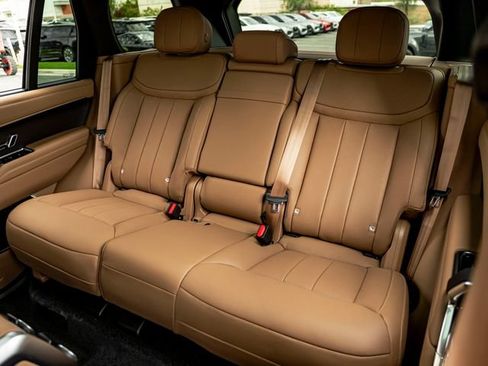 New 2026 Land Rover Range Rover SE AWD/4WD image 24