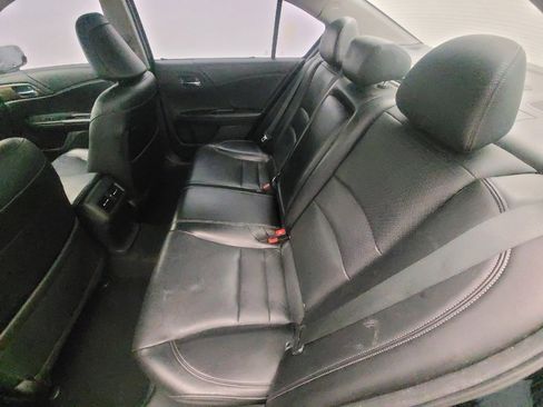 Used 2016 Honda Accord EX-L image 18