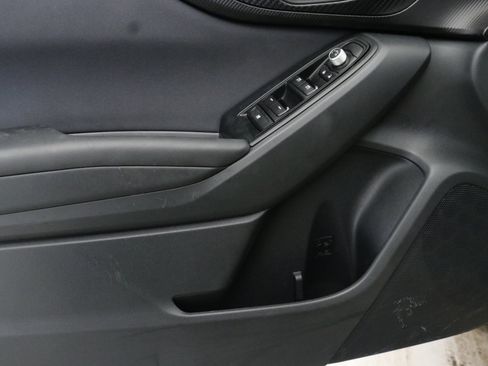 Used 2023 Subaru Crosstrek 2.0i Premium image 27